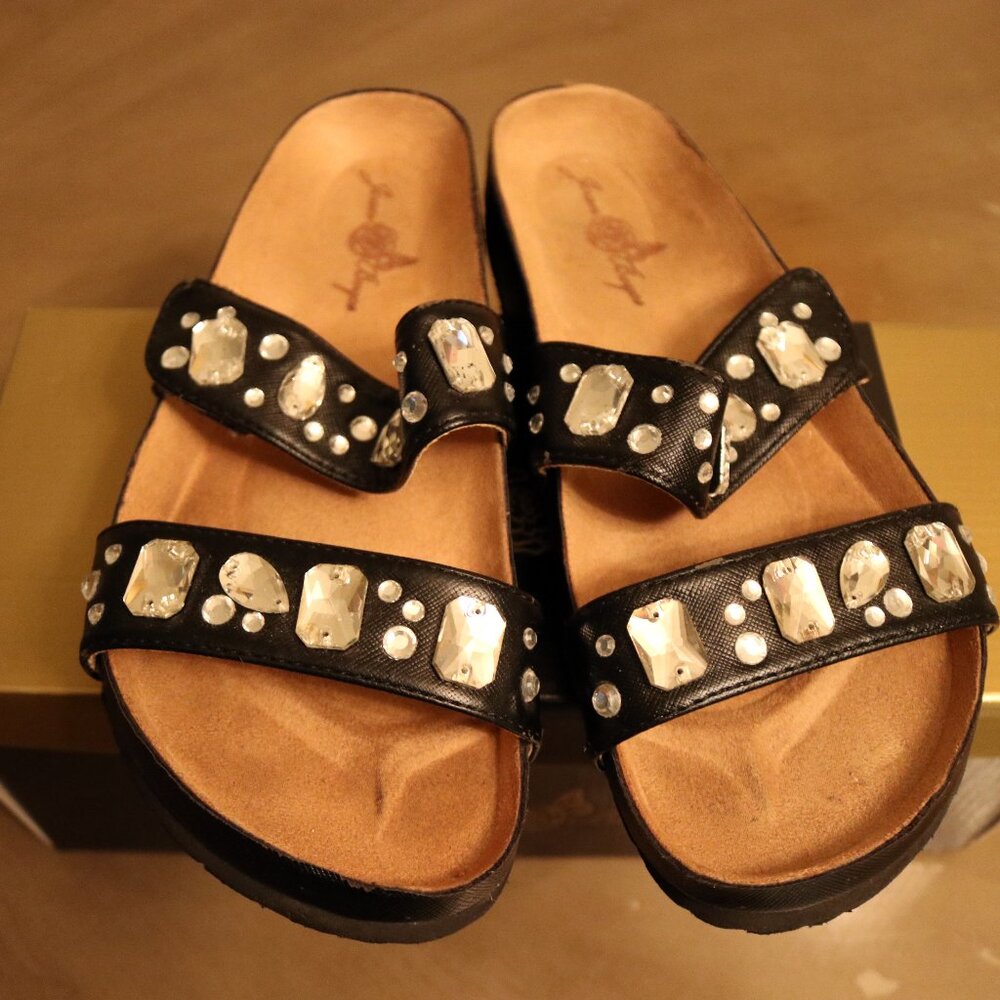 Joan Boyce "Ruth" Black Jewel Sandals Strap Comfort, Size 8W Wide Glamour
